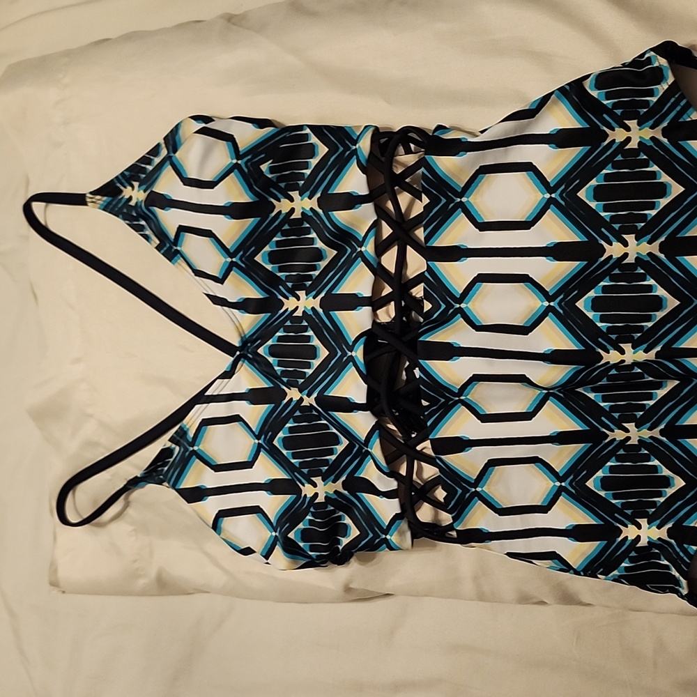 Bathing suit